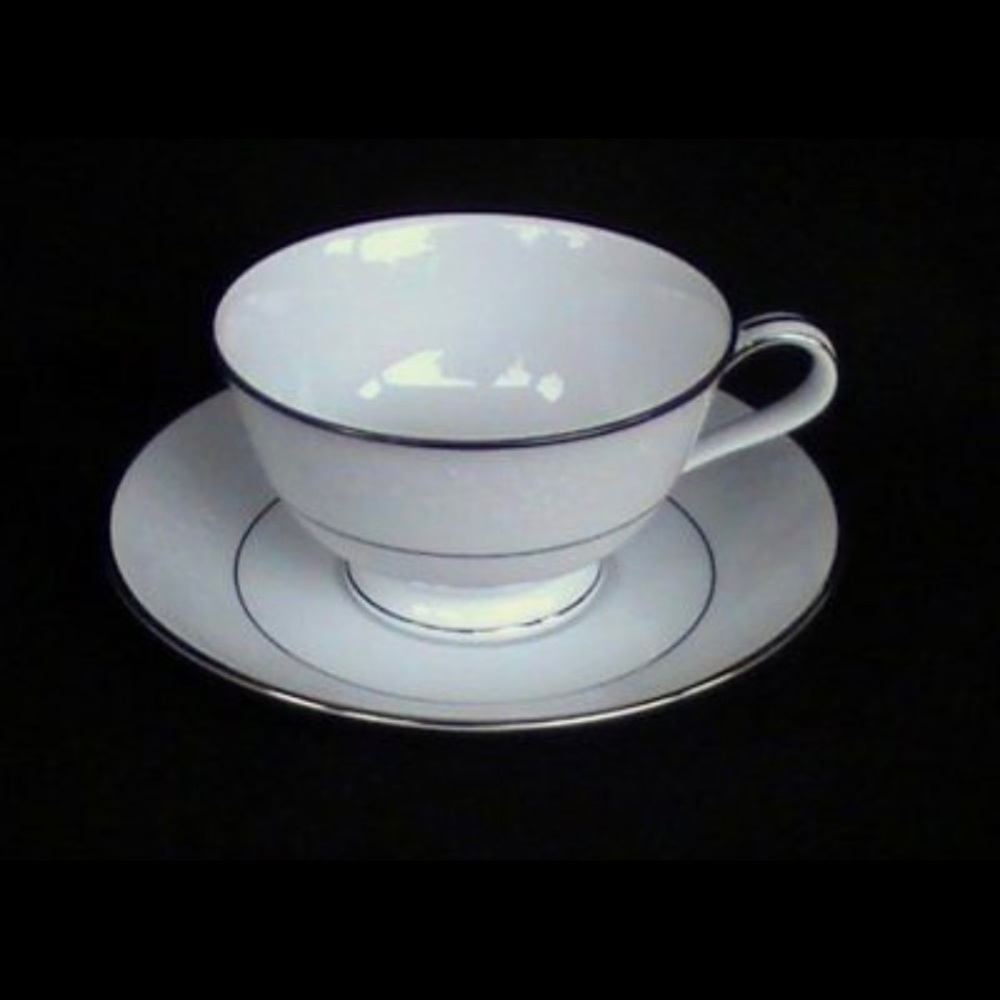 Noritake Buckingham #6438 Cup & Saucers White Floral Platinum Trim